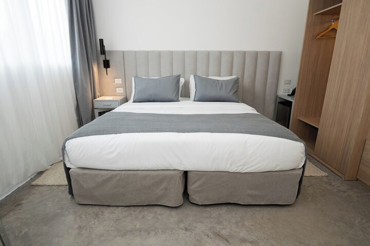 Room 20 of 92