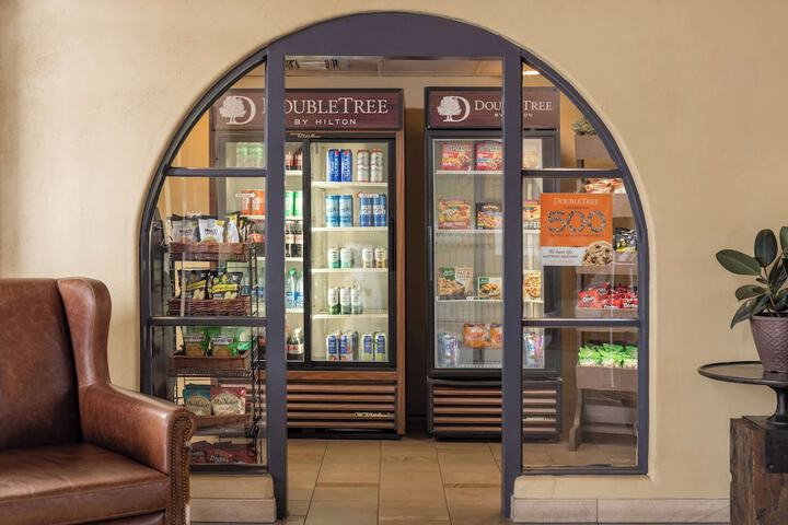 Snack bar