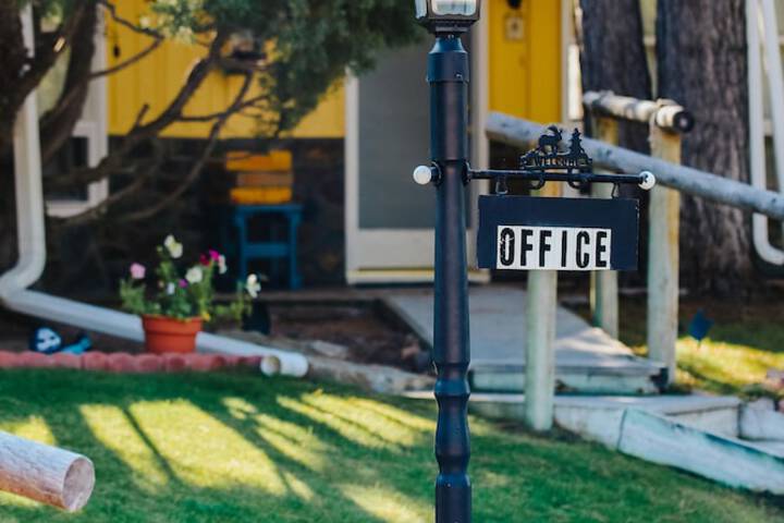 Hotel Exterior 39 of 46