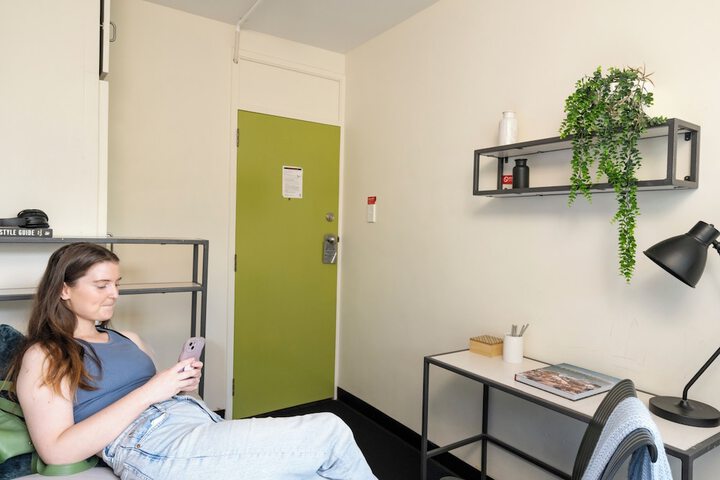 Room 14 of 88