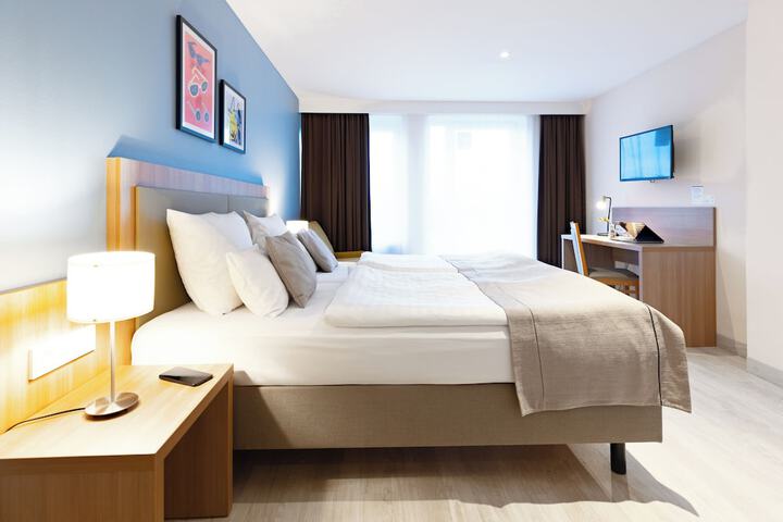 Room 27 of 178