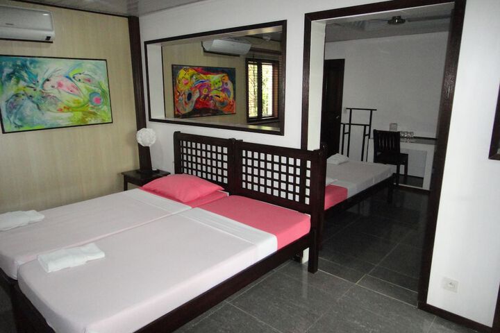 Room 12 of 53