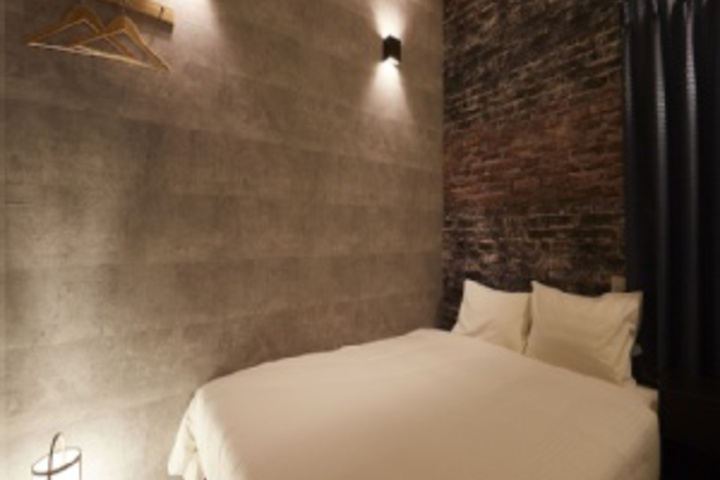 Room 212 of 288