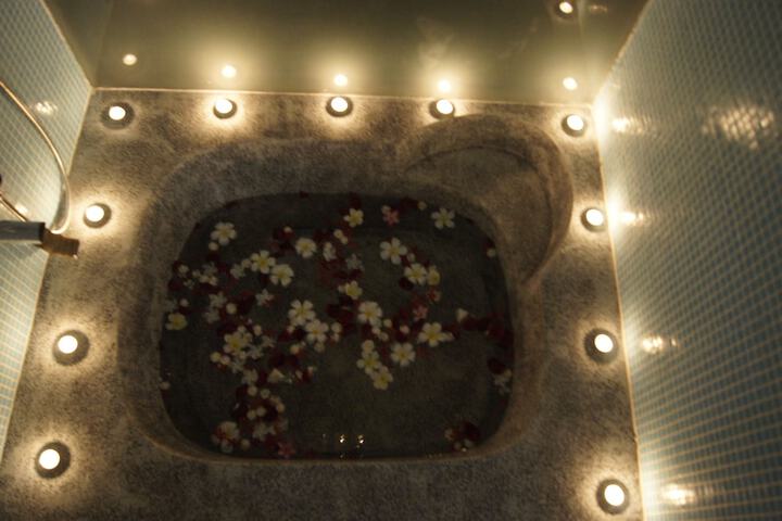 Pool Hotel