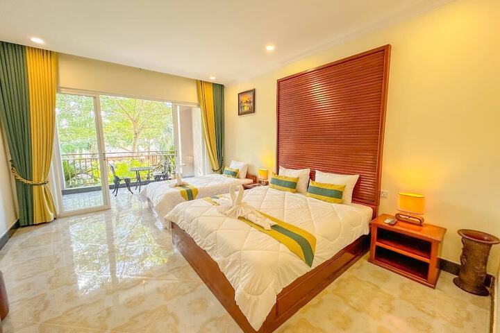 Room 12 of 60