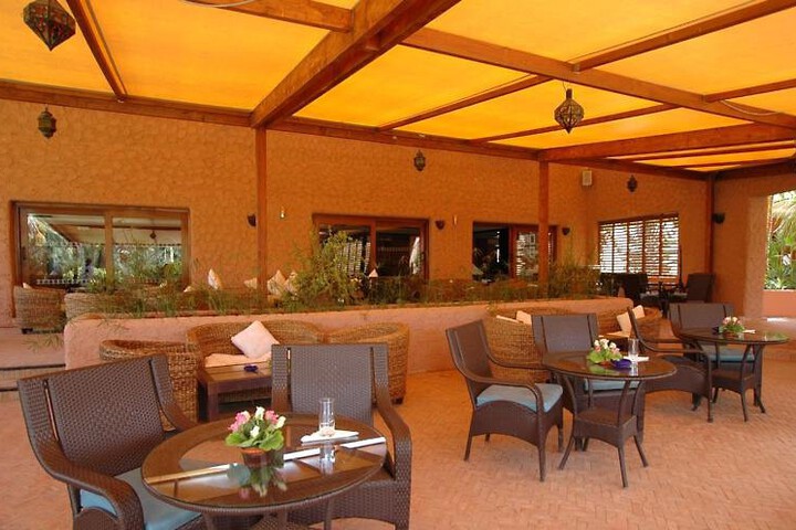 ROYAL DECAMERON ISSIL