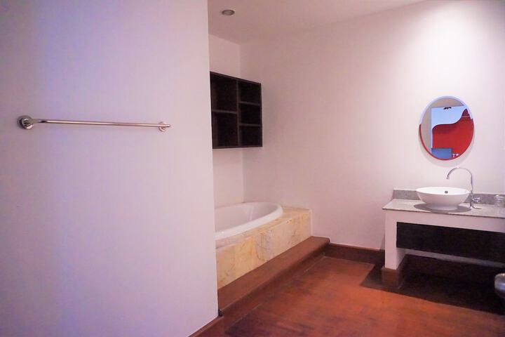 Room 55 of 115