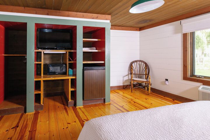 Room 45 of 131