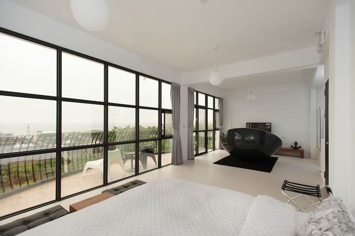 Room 27 of 56