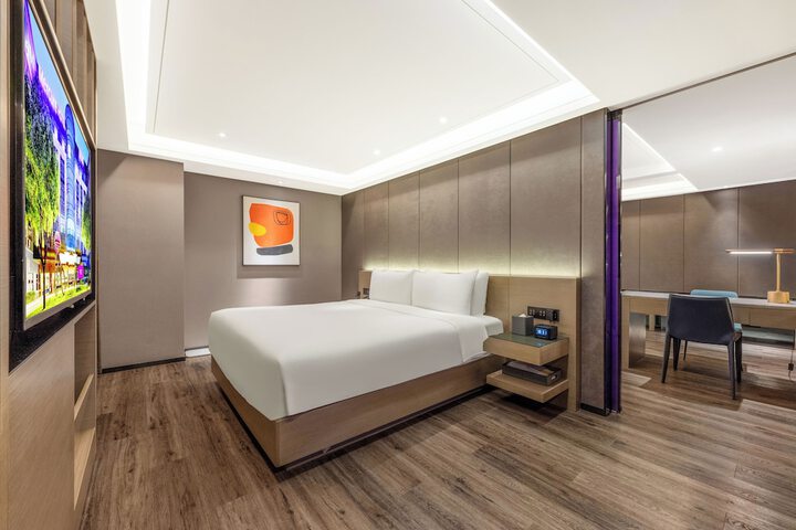 Room 15 of 58