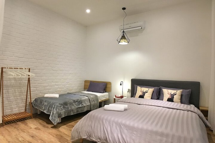 Room 7 of 50