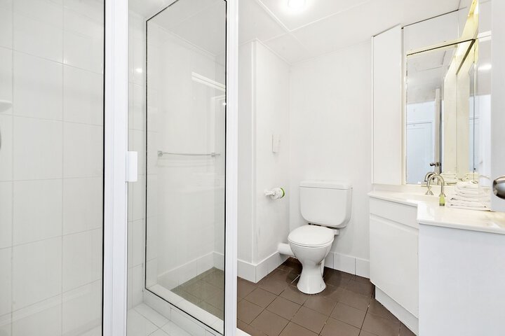 Room 15 of 27