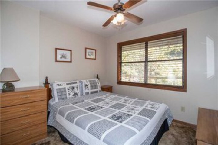 Room 18 of 25