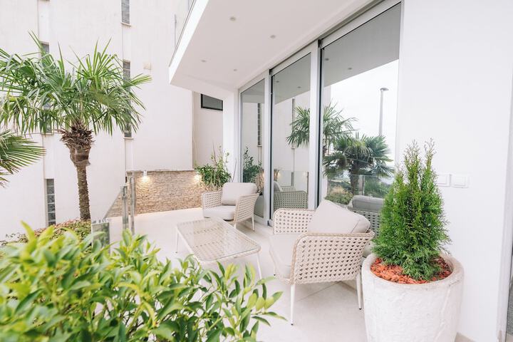 Terrace/Patio 102 of 257