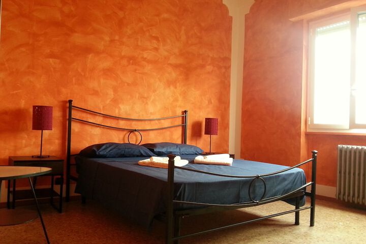 Room 4 of 23