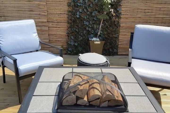 Terrace/Patio 26 of 33
