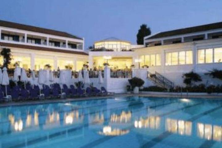 Hotel 1 of 6