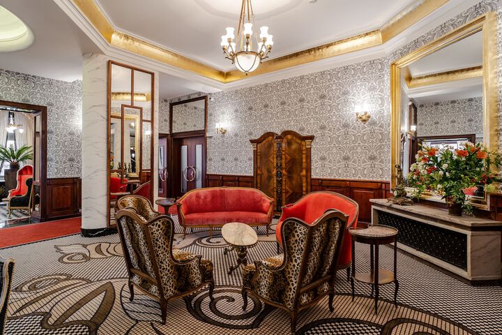Lobby Photo