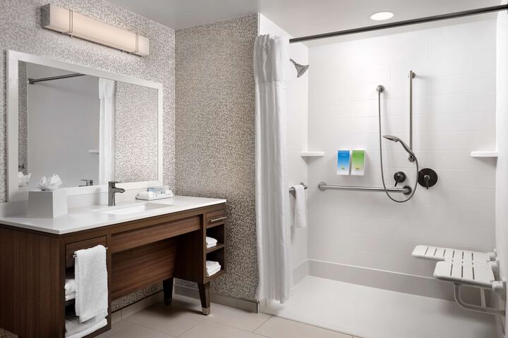 Bathroom shower