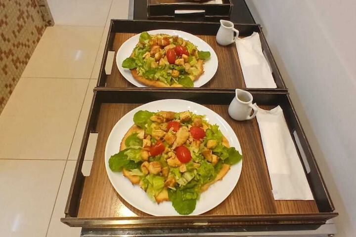 Dining 48 of 86