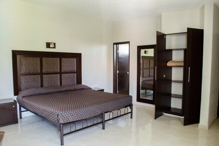 Room 22 of 44