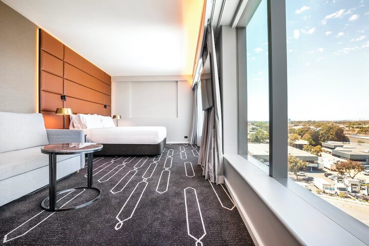 Room 15 of 64