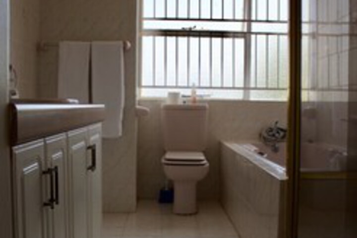 Room 3 of 17