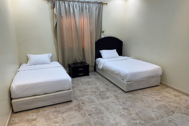 Room 3 of 20