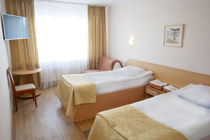 Room 18 of 49