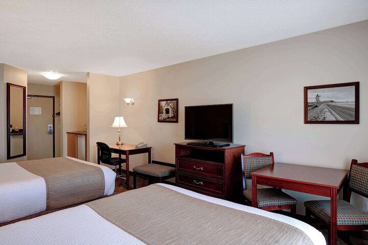 Room 25 of 52
