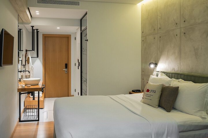Room 21 of 52
