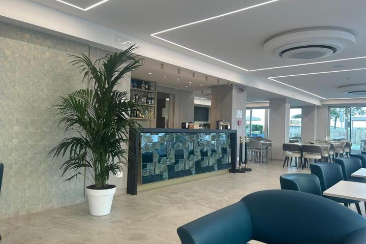 Hotel Tropic - Fronte Mare