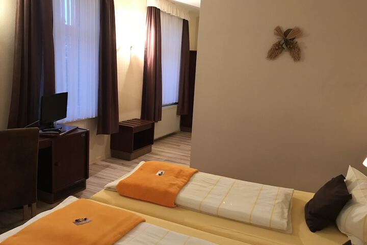 Room 9 of 58