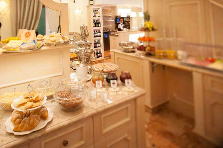 Breakfast/Coffee Service 43 of 84