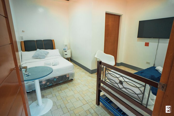 Room 45 of 188