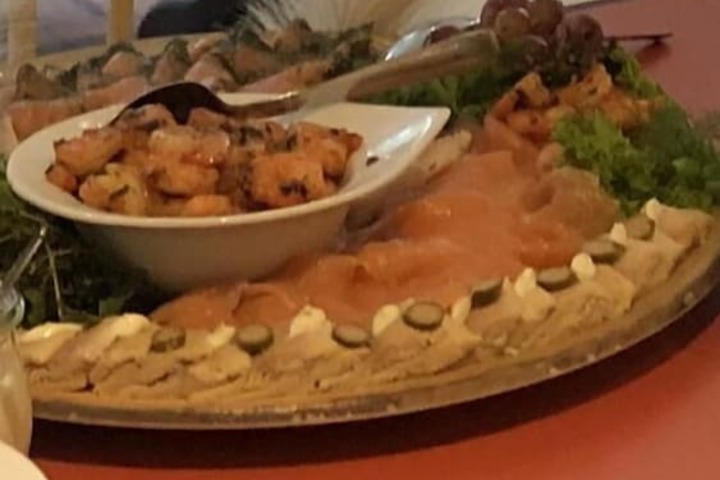 Dining 41 of 59