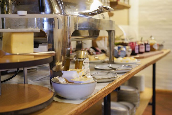 Breakfast/Coffee Service 20 of 109