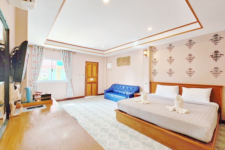 Room 31 of 152