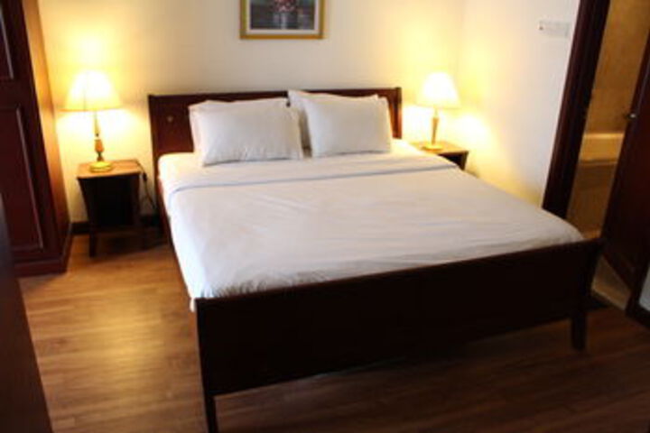 Room 44 of 83