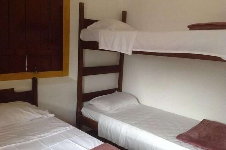 Room 5 of 32
