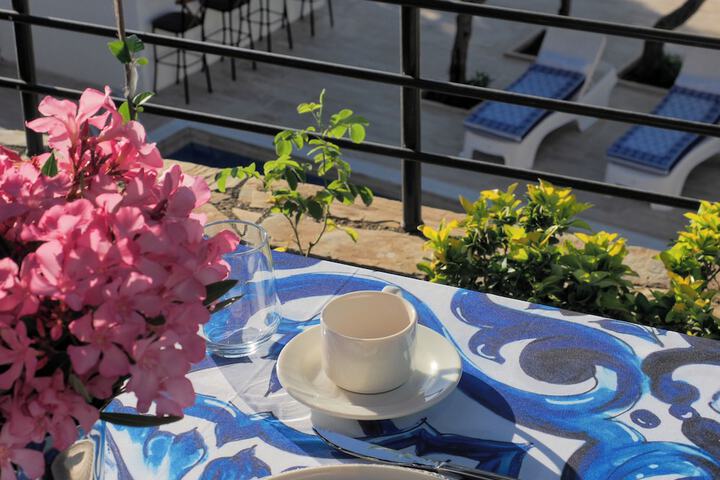 Breakfast/Coffee Service 57 of 71