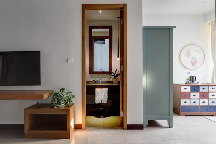 Room 48 of 119