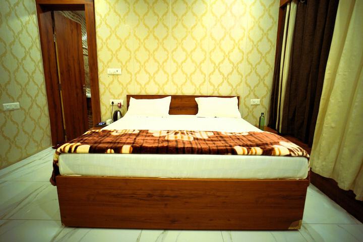 Room 21 of 79