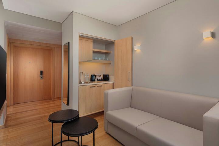 Room 19 of 45
