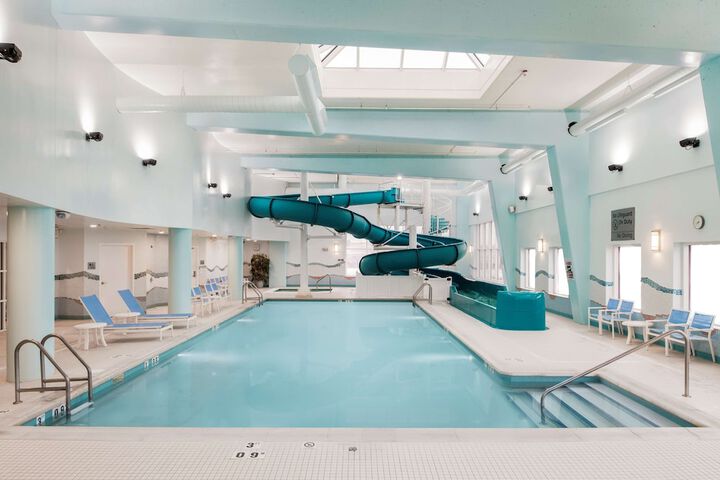 Hotel with Pool