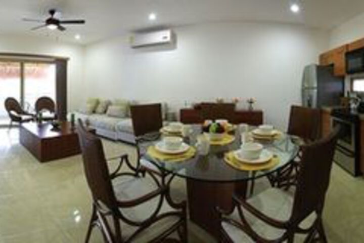Room 7 of 17