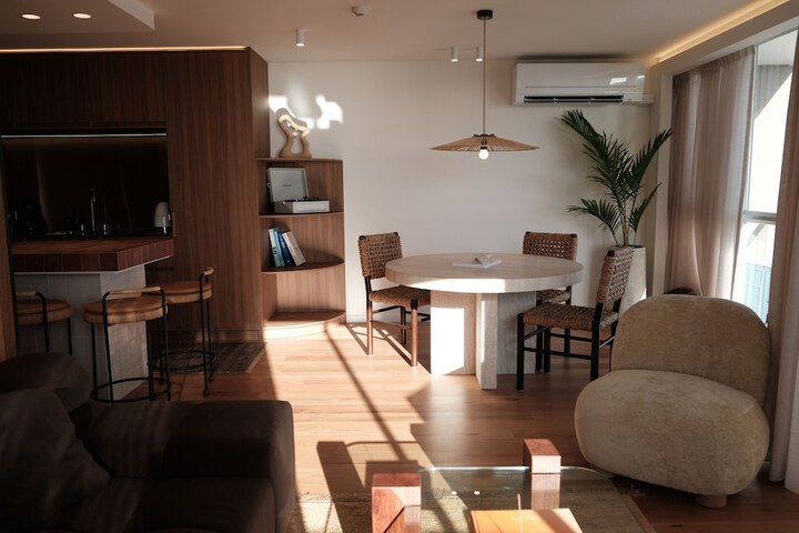 Room 81 of 182