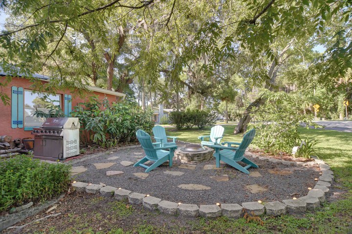 Property Grounds 53 of 85
