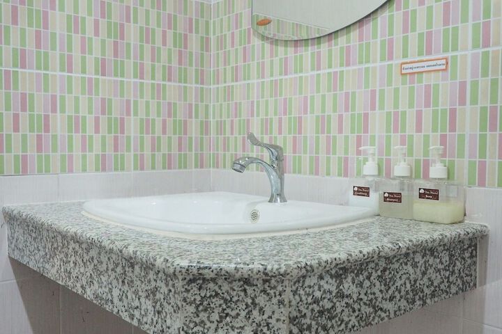 Room 18 of 35