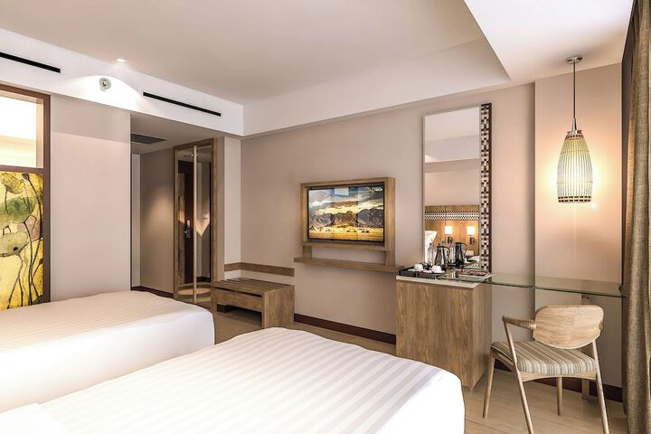 Room 22 of 61